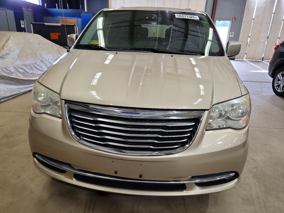 2014 Chrysler Town & country VIN 2C4RC1BG3ER404356 COPART salvage auction — MINOR DENT/SCRATCHES, Nh - Certificate Of Title, sold $1,450 on 2026-07-14 (photo 5)