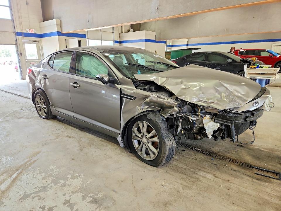 2013 Kia Optima VIN 5XXGN4A72DG257488 COPART salvage auction — FRONT END, VA - CERT OF TITLE - SALVAGE, sold $475 on 2026-07-02 (photo 4)
