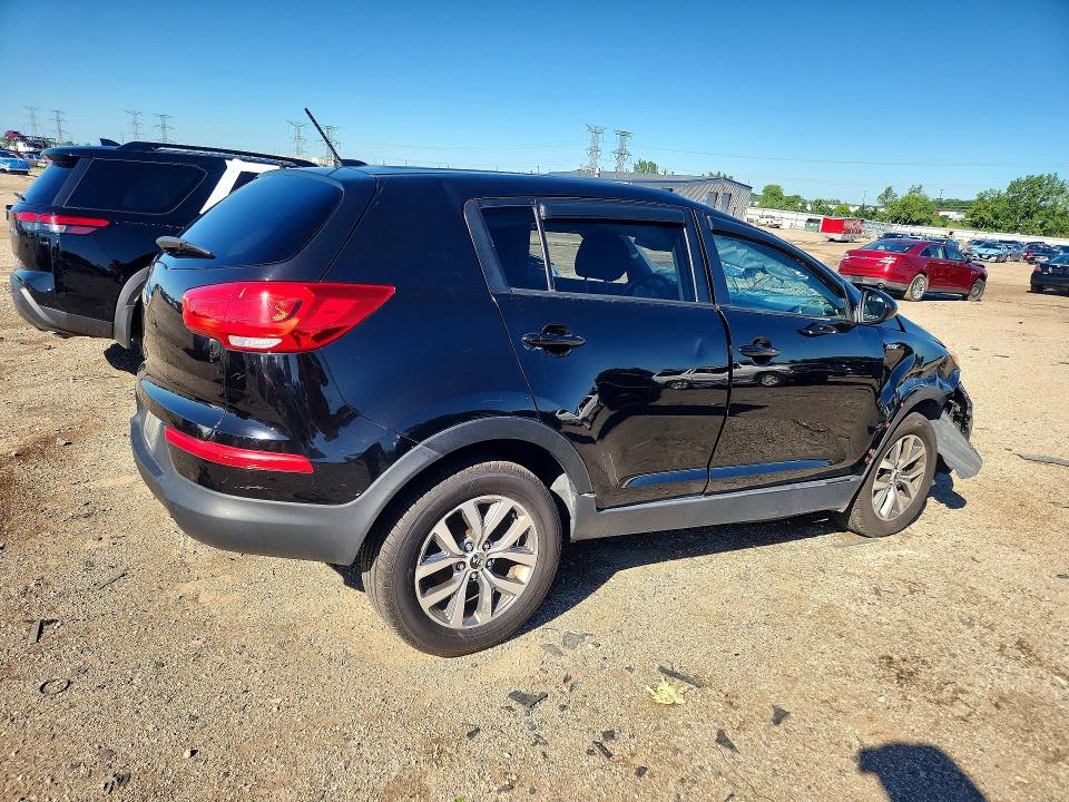 2015 Kia Sportage VIN KNDPBCAC8F7746134 COPART salvage auction — ROLLOVER, Il - Salvage Certificate, sold $275 on 2026-07-16 (photo 3)