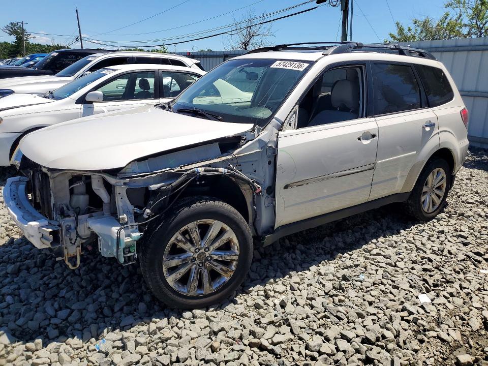 2013 Subaru VIN JF2SHADC3DH427452 COPART salvage auction — FRONT END, Nj - Cert Of Title-Salvage, sold $575 on 2026-07-20 (photo 1)