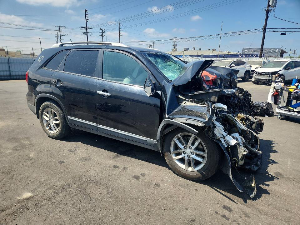 2015 Kia Sorento VIN 5XYKT4A71FG589839 COPART salvage auction — FRONT END, Ca - Salvage Certificate, sold $225 on 2026-07-15 (photo 4)
