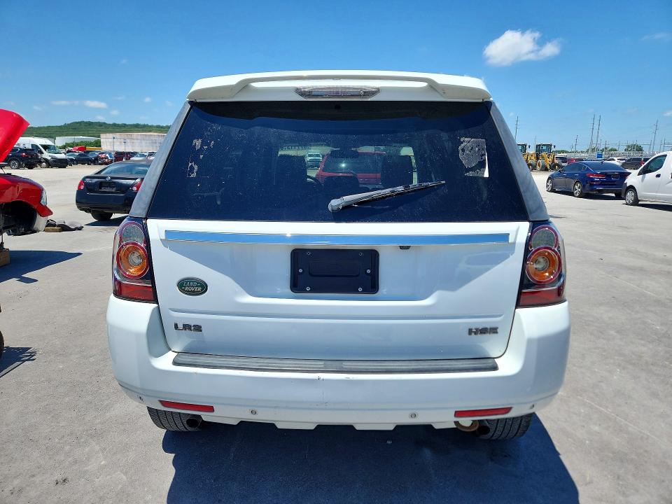 2013 Land rover Lr2 VIN SALFR2BG6DH365644 COPART salvage auction — MECHANICAL, Ok - Certificate Of Title, sold $1,900 on 2026-07-10 (photo 6)