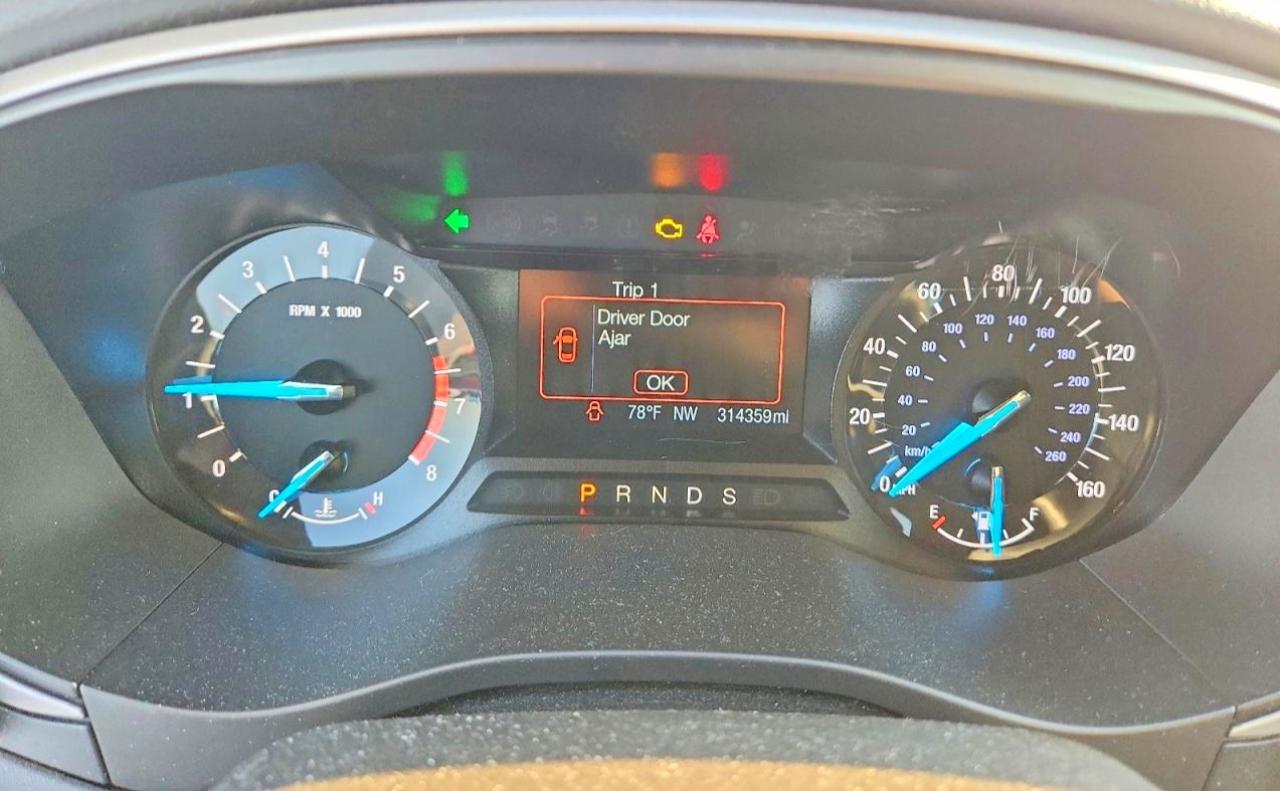2015 Ford Fusion VIN 3FA6P0H79FR136925 COPART salvage auction — Front End, TX - SALVAGE VEHICLE TITLE, sold $1,750 on 2022-12-20 (photo 9)