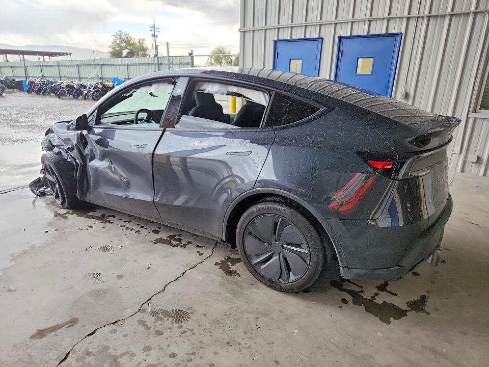 2026 Tesla Model y VIN 7SAYGDED2TF643475 COPART salvage auction — FRONT END, Az - Cert Of Title - Salvage, sold $7,100 on 2026-07-24 (photo 2)