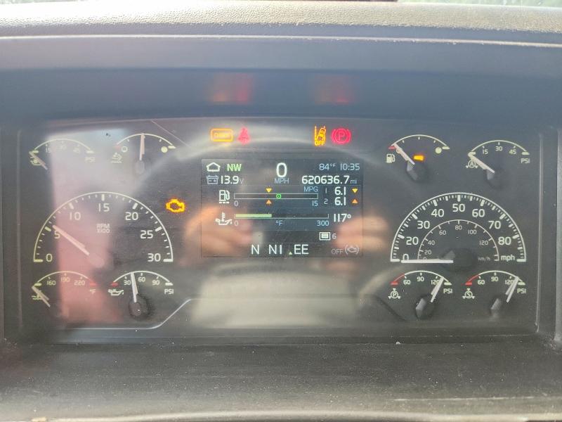 2021 Volvo Vnl VIN 4V4NC9EH1MN248335 COPART salvage auction — MINOR DENT/SCRATCHES, Ms - Certificate Of Title, sold $23,600 on 2026-07-28 (photo 8)