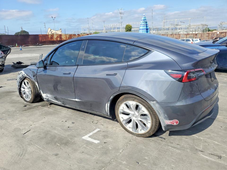 2023 Tesla Model y VIN 7SAYGDEE0PF925676 COPART salvage auction — FRONT END, Ca - Salvage Certificate, sold $9,400 on 2026-07-02 (photo 2)