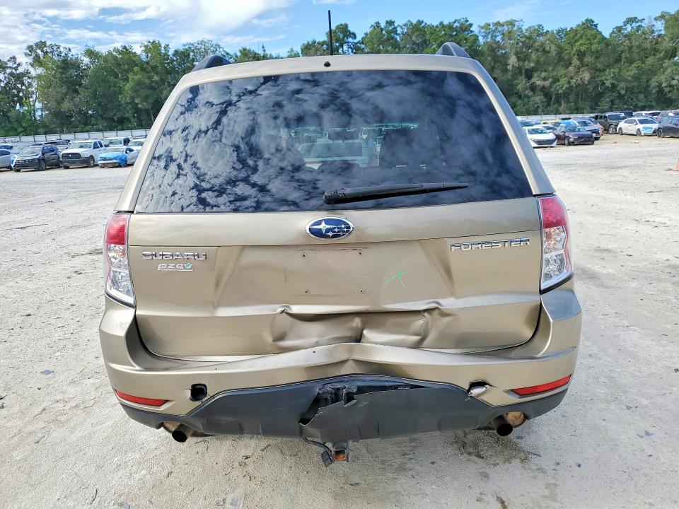 2009 Subaru Forester VIN JF2SH63619H719987 COPART salvage auction — REAR END, Fl - Cert Of Title Slvg Rebuildable, sold $425 on 2026-07-03 (photo 6)