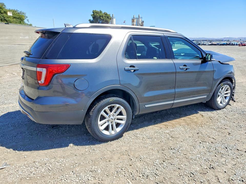 2017 Ford Explorer VIN 1FM5K7D83HGD04544 COPART salvage auction — FRONT END, Ca - Salvage Certificate, sold $1,450 on 2026-07-02 (photo 3)