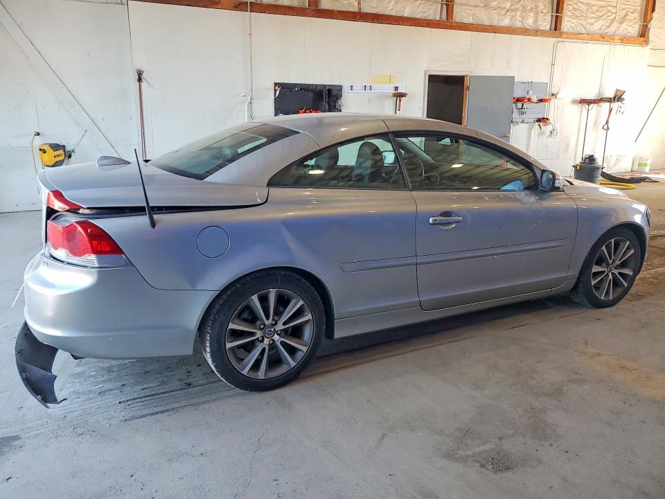 2010 Volvo C70 VIN YV1672MC4AJ090118 COPART salvage auction — REAR END, Ky - Cert Of Title-Salvage, sold $275 on 2026-08-20 (photo 3)