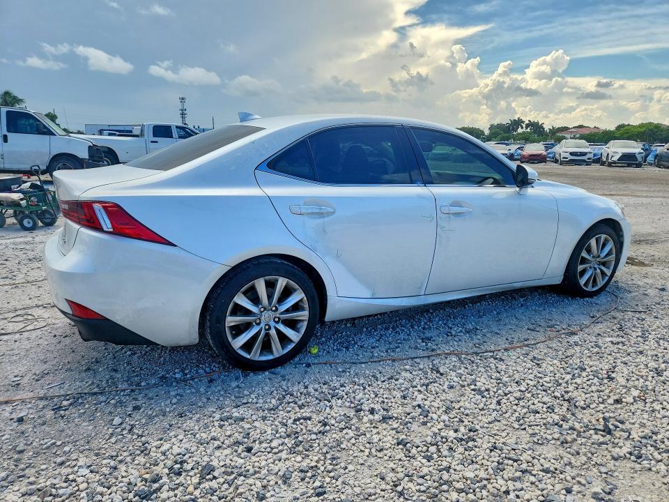 2015 Lexus VIN JTHBF1D25F5063159 COPART salvage auction — FRONT END, Fl - Cert Of Title Slvg Rebuildable, sold $7,600 on 2026-07-17 (photo 3)