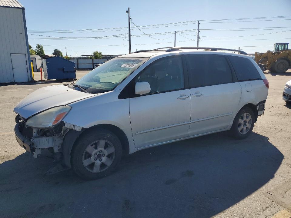 2004 Toyota Sienna VIN 5TDZA22C74S120405 COPART salvage auction — FRONT END, Id - Salvage Certificate Of Title, sold $400 on 2026-07-09 (photo 1)