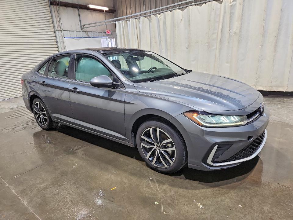 2025 Volkswagen Jetta VIN 3VW7X7BU3SM028200 COPART salvage auction — SIDE, FL - CERTIFICATE OF TITLE, sold $11,800 on 2026-07-20 (photo 4)