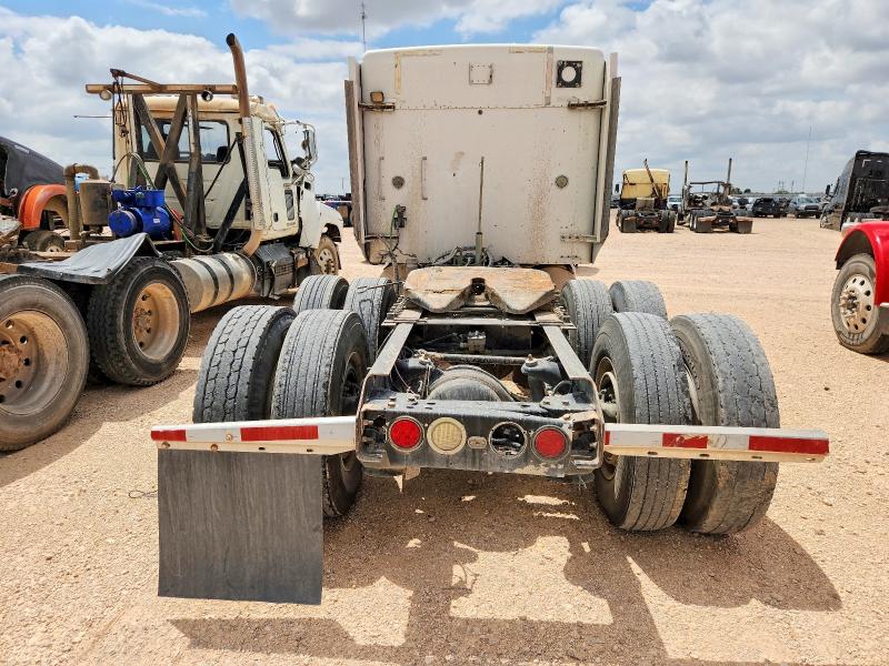 2011 Kenworth T660 VIN 1XKADU9X6BJ278645 COPART salvage auction — FRONT END, TX - SALVAGE VEHICLE TITLE, sold $1,450 on 2026-07-09 (photo 6)