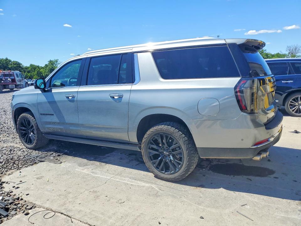 2025 Chevrolet Suburban VIN 1GNS6FR82SR392679 COPART salvage auction — WATER/FLOOD, Mo - Salvage Certificate Of Title, sold $27,750 on 2026-07-21 (photo 2)