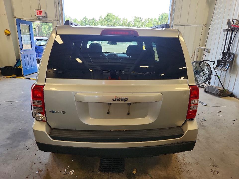 2011 Jeep Patriot VIN 1J4NF1GB9BD258587 COPART salvage auction — SIDE, Mn - Certificate Of Title, sold $654 on 2026-07-02 (photo 6)