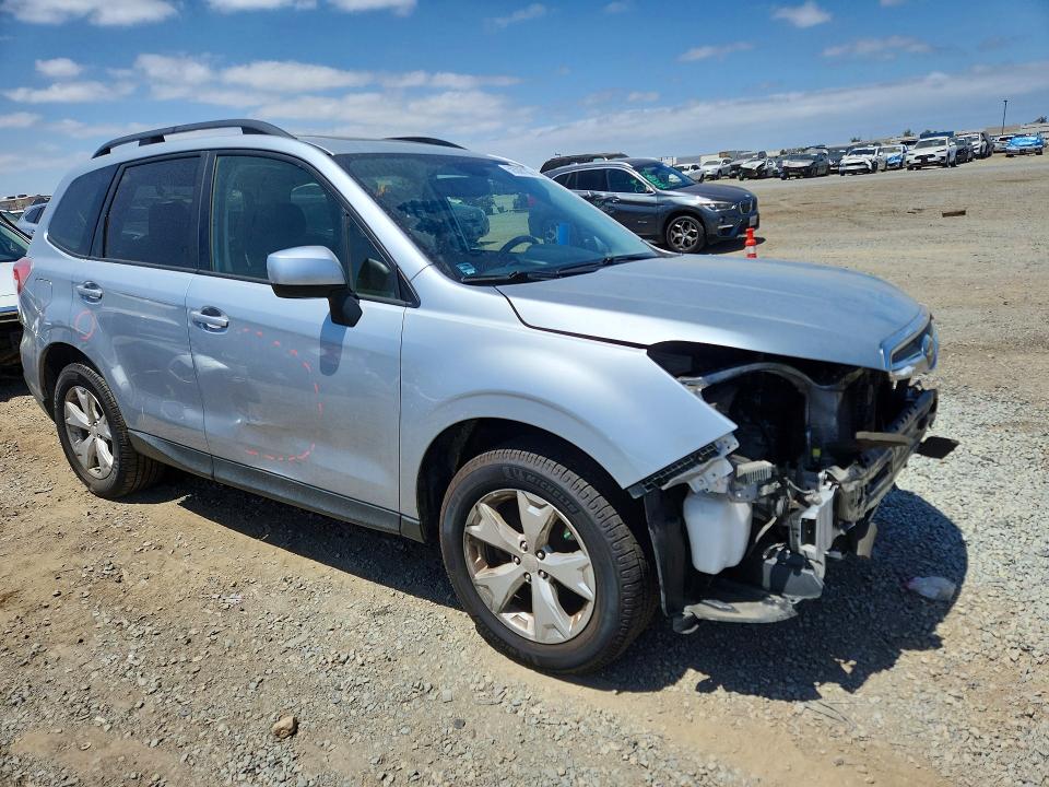 2016 Subaru Forester VIN JF2SJAFC7GH545560 COPART salvage auction — FRONT END, Ca - Salvage Certificate, sold $2,000 on 2026-07-28 (photo 4)