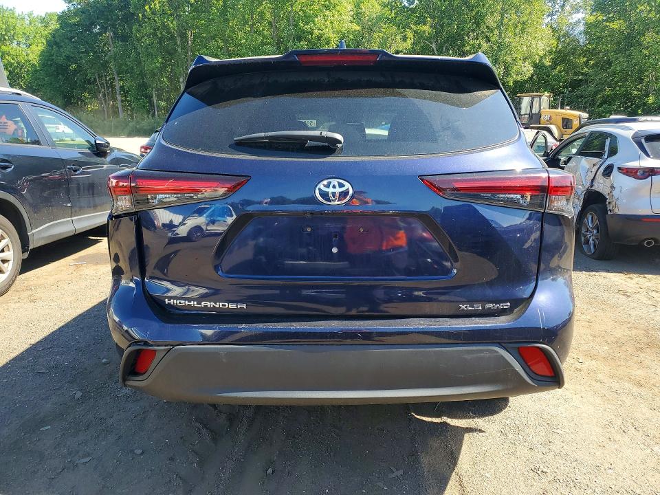 2024 Toyota Highlander VIN 5TDKDRBH2RS534292 COPART salvage auction — ALL OVER, CT - CERT OF TITLE-SALVAGE, sold $13,300 on 2026-07-23 (photo 6)