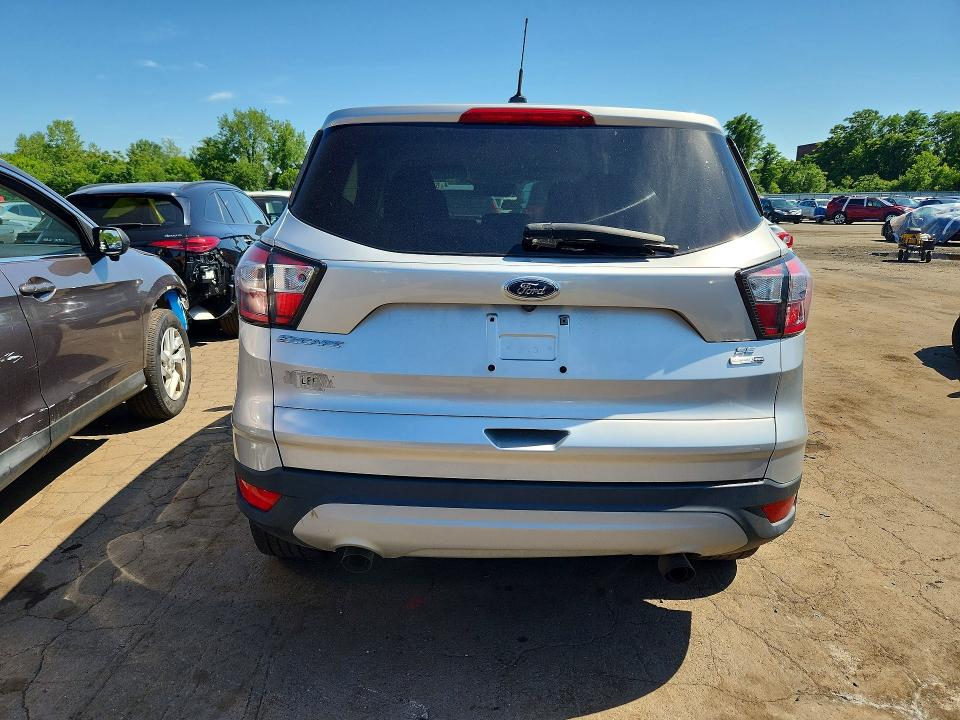 2017 Ford Escape VIN 1FMCU9GD9HUD95598 COPART salvage auction — UNDERCARRIAGE, Mt - Certificate Of Title, sold $950 on 2026-07-31 (photo 6)