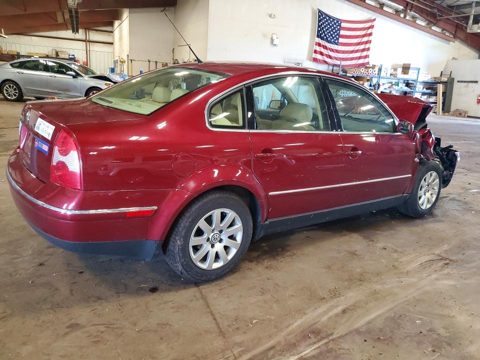 2002 Volkswagen Passat VIN WVWPD63B92P304957 COPART salvage auction — FRONT END, Mi - Certificate Of Title, sold $325 on 2026-07-31 (photo 3)
