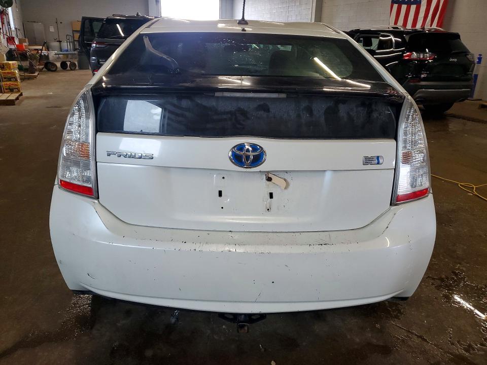 2011 Toyota Prius VIN JTDKN3DU5B1409584 COPART salvage auction — MINOR DENT/SCRATCHES, Mt - Certificate Of Title, sold $1,900 on 2026-07-08 (photo 6)