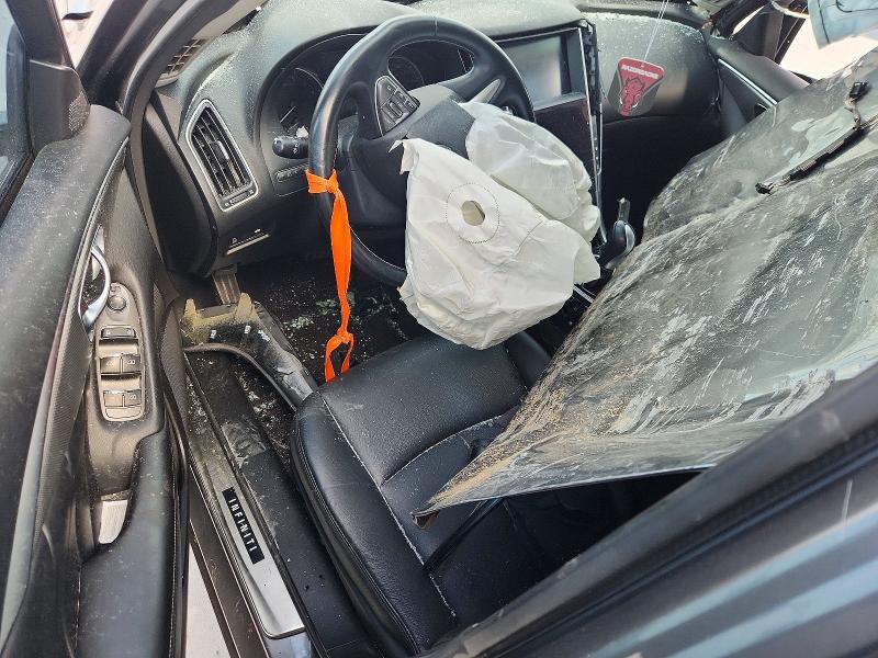 2014 Infiniti Q50 VIN JN1BV7AP7EM676124 COPART salvage auction — SIDE, TX - NONREPAIRABLE TITLE, sold $425 on 2026-07-24 (photo 8)