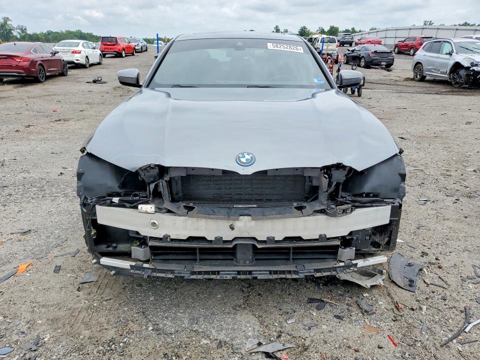 2023 BMW 3er VIN 3MW39FF07P8D01696 COPART salvage auction — FRONT END, Va - Cert Of Title - Salvage, sold $16,900 on 2026-07-29 (photo 5)