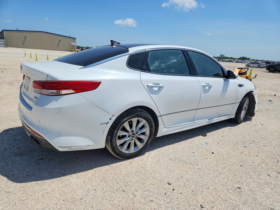 2018 Kia Optima VIN 5XXGU4L31JG204368 COPART salvage auction — FRONT END, TX - SALVAGE VEHICLE TITLE (P), sold $150 on 2026-07-23 (photo 3)