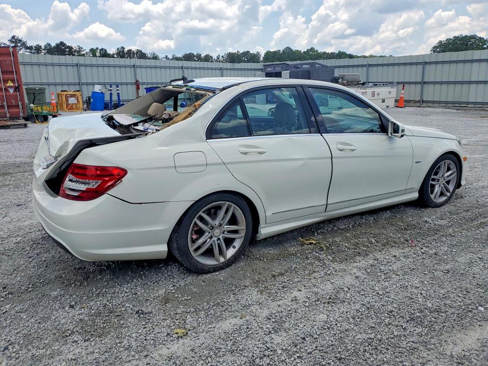 2012 Mercedes-benz C-klasse VIN WDDGF4HB4CR194211 COPART salvage auction — REAR END, Ga - Cert Of Title-Salvage, sold $775 on 2026-08-10 (photo 3)