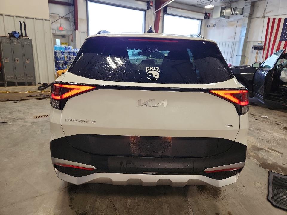 2024 Kia Sportage VIN KNDPVCDG3R7150312 COPART salvage auction — HAIL, Wi - Cert Of Title-Claim Paid, sold $12,800 on 2026-07-14 (photo 6)