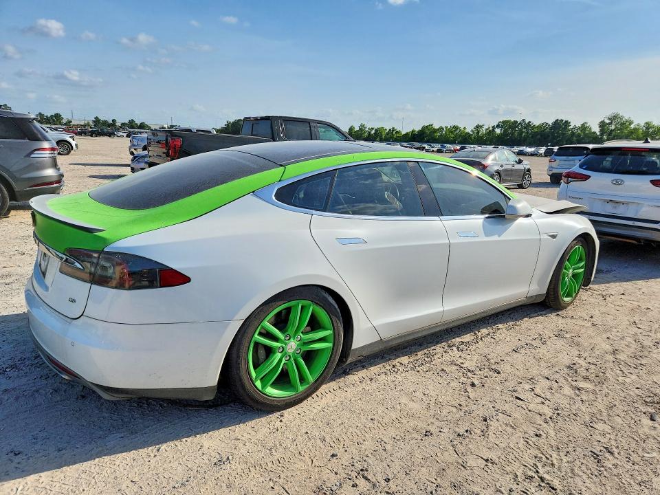 2014 Tesla Model s VIN 5YJSA1H14EFP43682 COPART salvage auction — FRONT END, Tx - Salvage Vehicle Title, sold $725 on 2026-07-28 (photo 3)
