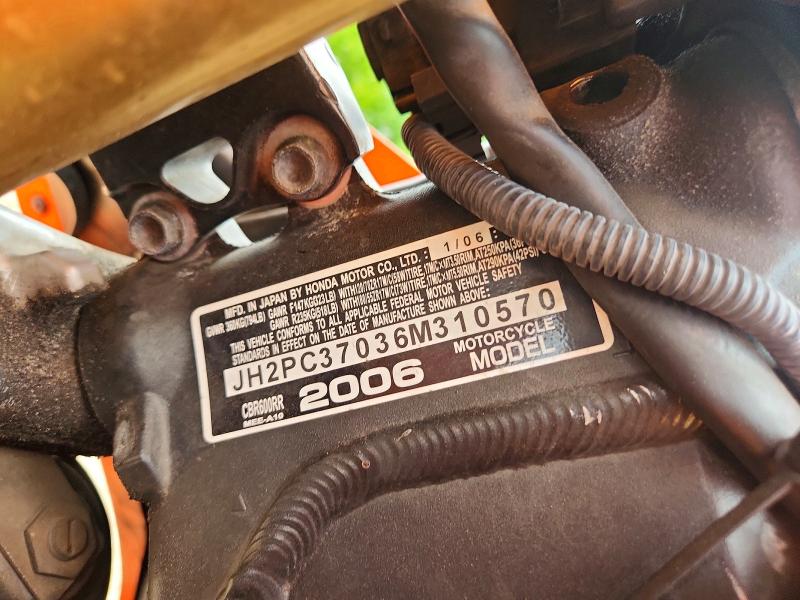 2006 Honda Cbr VIN JH2PC37036M310570 COPART salvage auction — SIDE, Nc - Salvage Certificate Of Title, sold $1,650 on 2026-07-23 (photo 9)