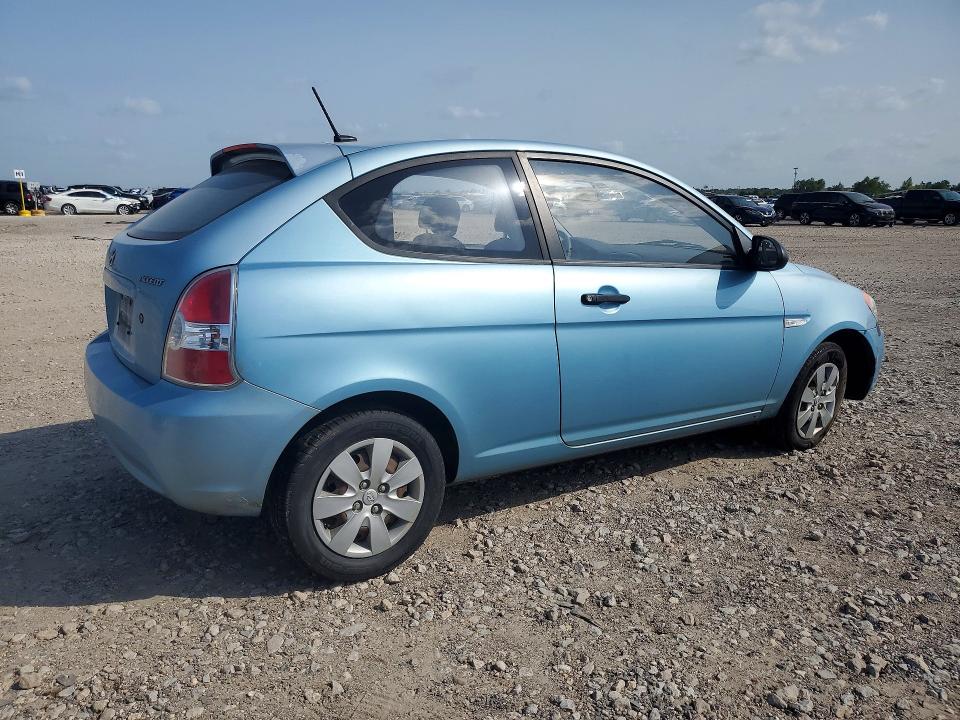 2009 Hyundai Accent VIN KMHCM36C19U128611 COPART salvage auction — MINOR DENT/SCRATCHES, TX - SALVAGE VEHICLE TITLE (P), sold $600 on 2026-07-09 (photo 3)