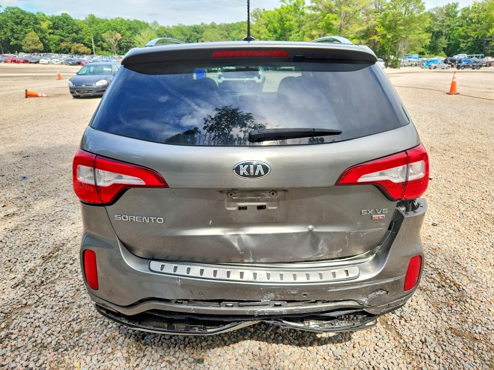 2014 Kia Sorento VIN 5XYKWDA77EG528677 COPART salvage auction — REAR END, Nc - Salvage Certificate Of Title, sold $1,000 on 2026-07-31 (photo 6)