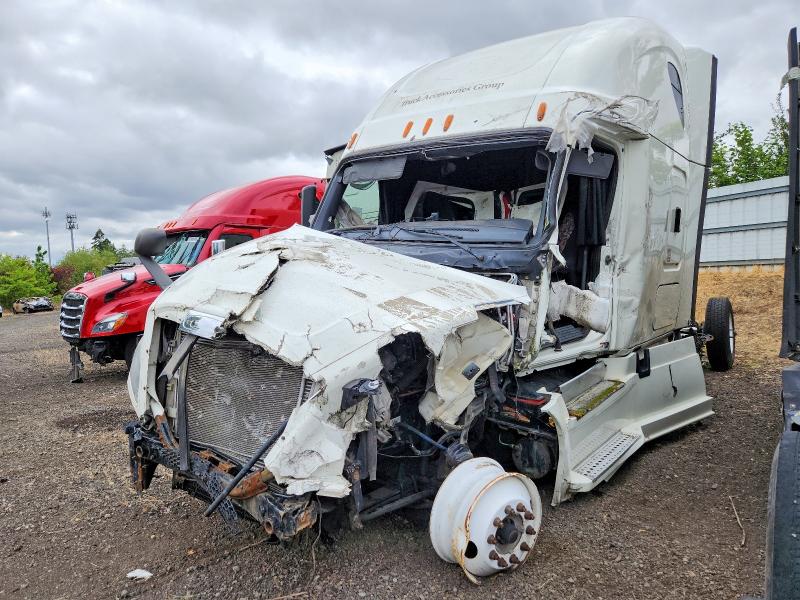 2018 Freightliner Cascadia 126 VIN 3AKJHHDR7JSJZ6424 COPART salvage auction — FRONT END, AZ - CERT OF TITLE - SALVAGE, sold $25 on 2026-07-09 (photo 2)