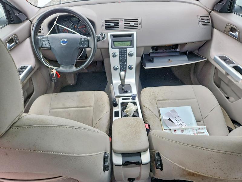2010 Volvo S40 VIN YV1390MS8A2510059 COPART salvage auction — BIOHAZARD/CHEMICAL, WI - CERTIFICATE OF TITLE, sold $225 on 2026-08-03 (photo 8)