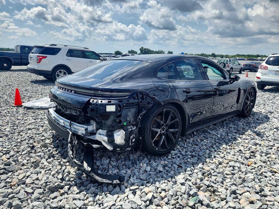 2025 Porsche VIN WP0AA2YA5SL001639 COPART salvage auction — REAR END, Fl - Cert Of Title Slvg Rebuildable, sold $47,250 on 2026-08-11 (photo 3)