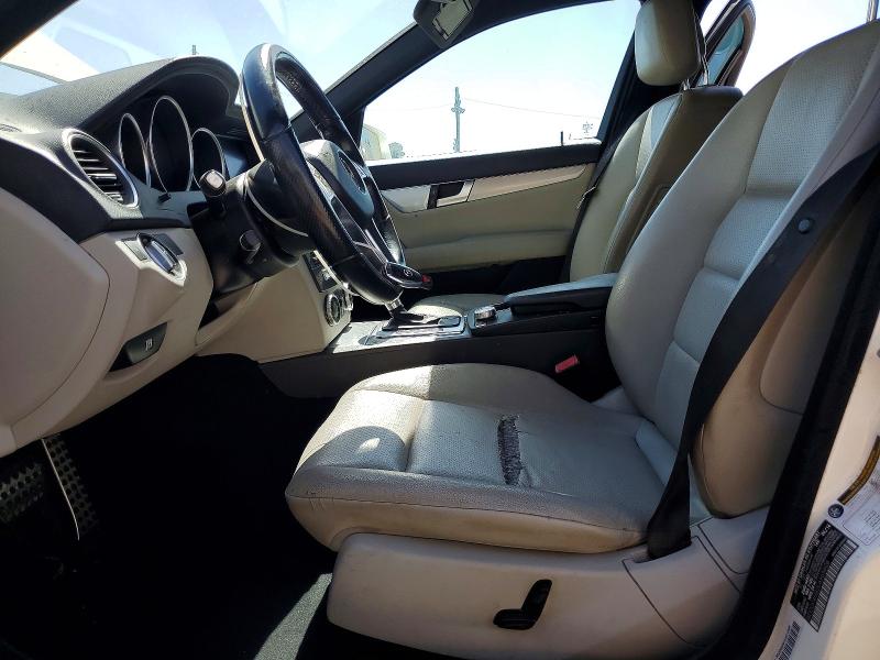 2014 Mercedes-benz C-klasse VIN WDDGF4HB2EA965606 COPART salvage auction — NORMAL WEAR, Mt - Dis/Dlr/Exp Only Clean Title, sold $1,300 on 2026-07-27 (photo 7)