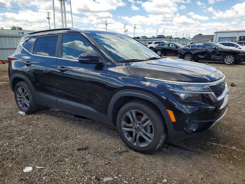 2021 Kia Seltos VIN KNDEU2AA1M7044938 COPART salvage auction — REAR END, Il - Certificate Of Title, sold $3,750 on 2026-07-16 (photo 4)