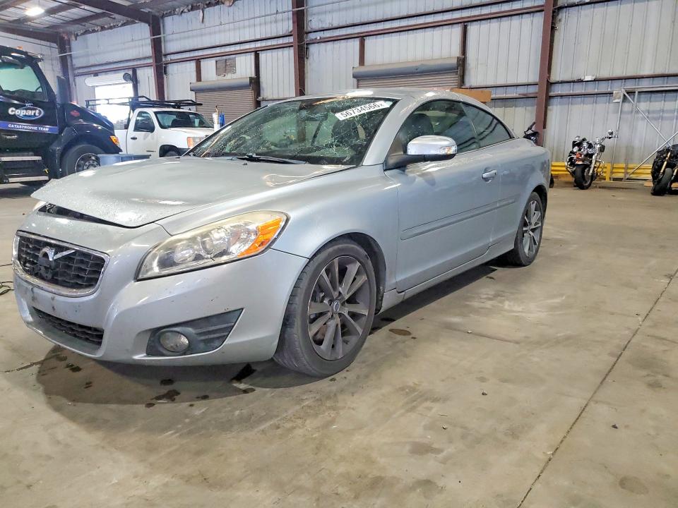 2012 Volvo C70 VIN YV1672MC6CJ123414 COPART salvage auction — FRONT END, FL - CERT OF TITLE SLVG REBUILDABLE, sold $325 on 2026-08-03 (photo 1)