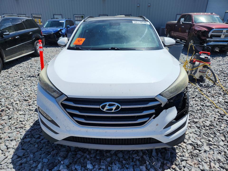 2017 Hyundai Tucson VIN KM8J33A22HU567436 COPART salvage auction — FRONT END, Wi - Certificate Of Title, sold $3,600 on 2026-07-06 (photo 5)