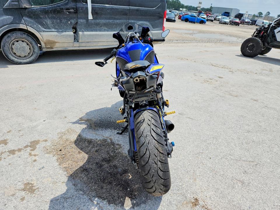 2022 Yamaha Yzfr7 VIN JYARM38EXNA003725 COPART salvage auction — ALL OVER, TX - SALVAGE VEHICLE TITLE (P), sold $1,050 on 2026-07-30 (photo 4)