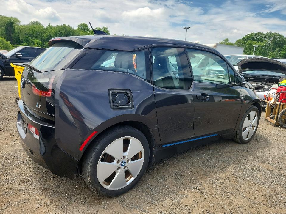 2015 BMW I3 VIN WBY1Z2C55FV287228 COPART salvage auction — MINOR DENT/SCRATCHES, Ct - Certificate Of Title (P), sold $2,700 on 2026-07-16 (photo 3)