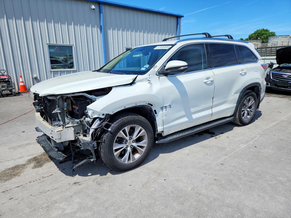 2015 Toyota Highlander VIN 5TDKKRFH4FS064486 COPART salvage auction — FRONT END, Ok - Cert Of Title-Salvage, sold $5,400 on 2026-07-15 (photo 1)