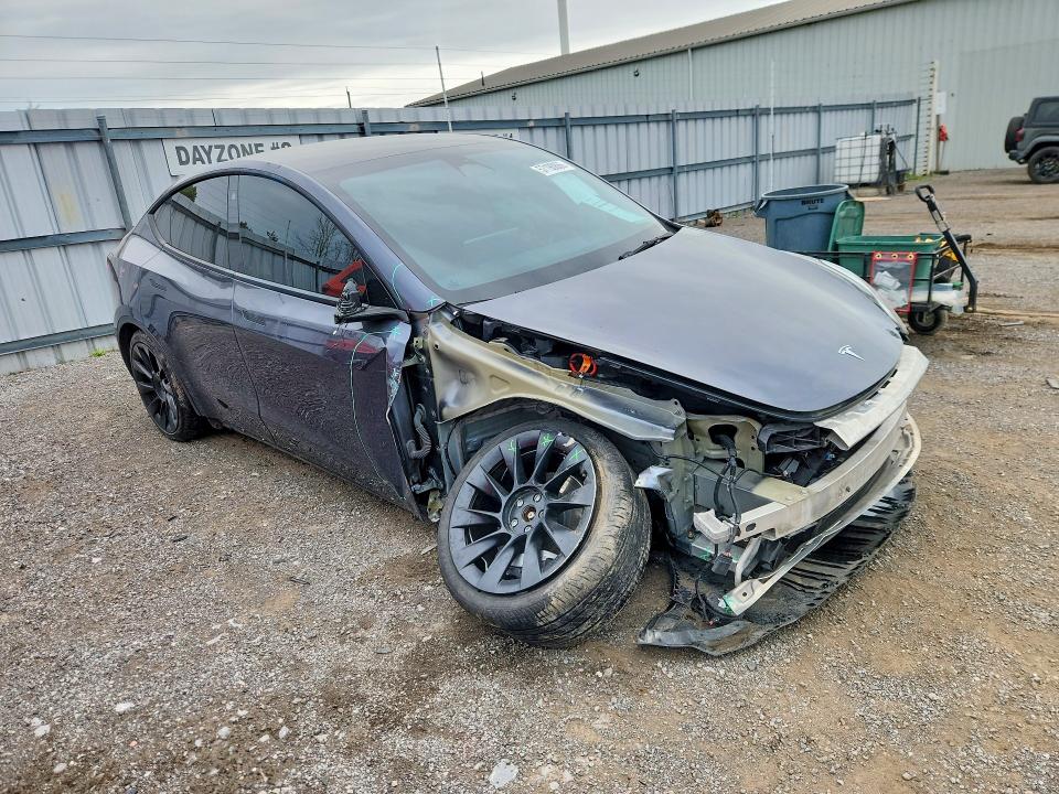 2022 Tesla VIN 7SAYGDEE7NF574102 COPART salvage auction — FRONT END, On - Permit Salvage, sold $11,100 on 2026-07-07 (photo 4)