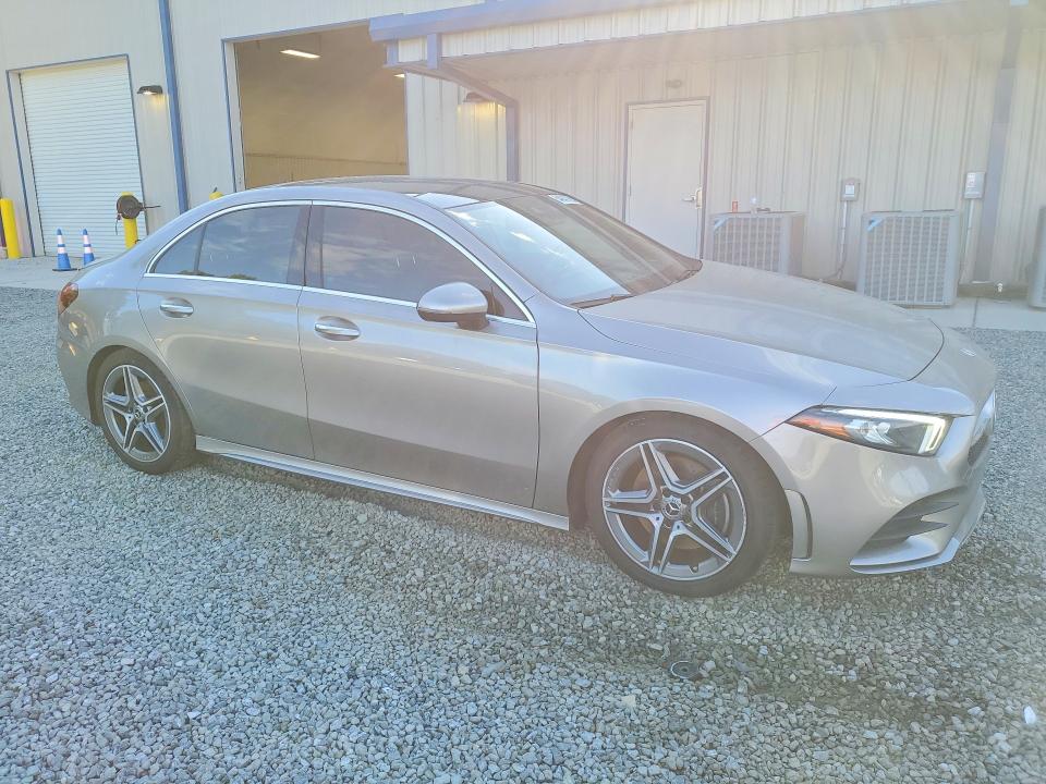 2019 Mercedes-benz A-klasse VIN WDD3G4FB6KW005198 COPART salvage auction — UNDERCARRIAGE, Nc - Salvage Certificate Of Title, sold $575 on 2026-07-30 (photo 4)