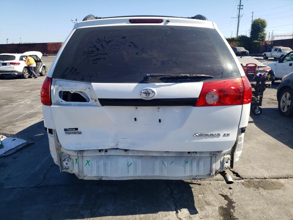 2009 Toyota Sienna VIN 5TDZK23C39S266304 COPART salvage auction — SIDE, CA - SALVAGE CERTIFICATE, sold $850 on 2026-07-31 (photo 6)