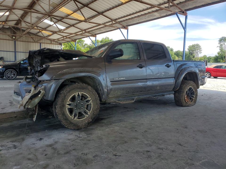 2015 Toyota Tacoma VIN 5TFLU4EN4FX122129 COPART salvage auction — ROLLOVER, Ga - Cert Of Title-Salvage, sold $850 on 2026-07-30 (photo 1)
