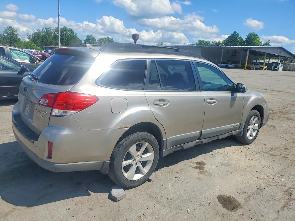 2014 Subaru Outback VIN 4S4BRBCC3E3204406 COPART salvage auction — MINOR DENT/SCRATCHES, KY - RED SALVAGE NON-REBUILDABLE, sold $450 on 2026-08-20 (photo 3)