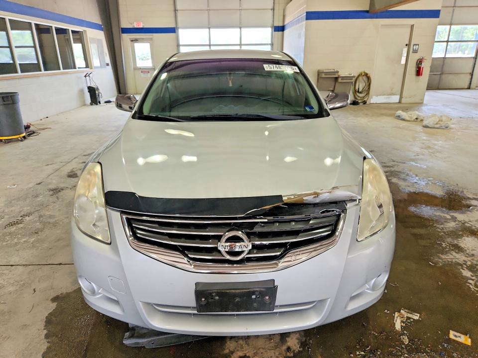 2012 Nissan Altima VIN 1N4AL2AP2CN407494 COPART salvage auction — FRONT END, VA - CERT OF TITLE - SALVAGE, sold $575 on 2026-07-02 (photo 5)