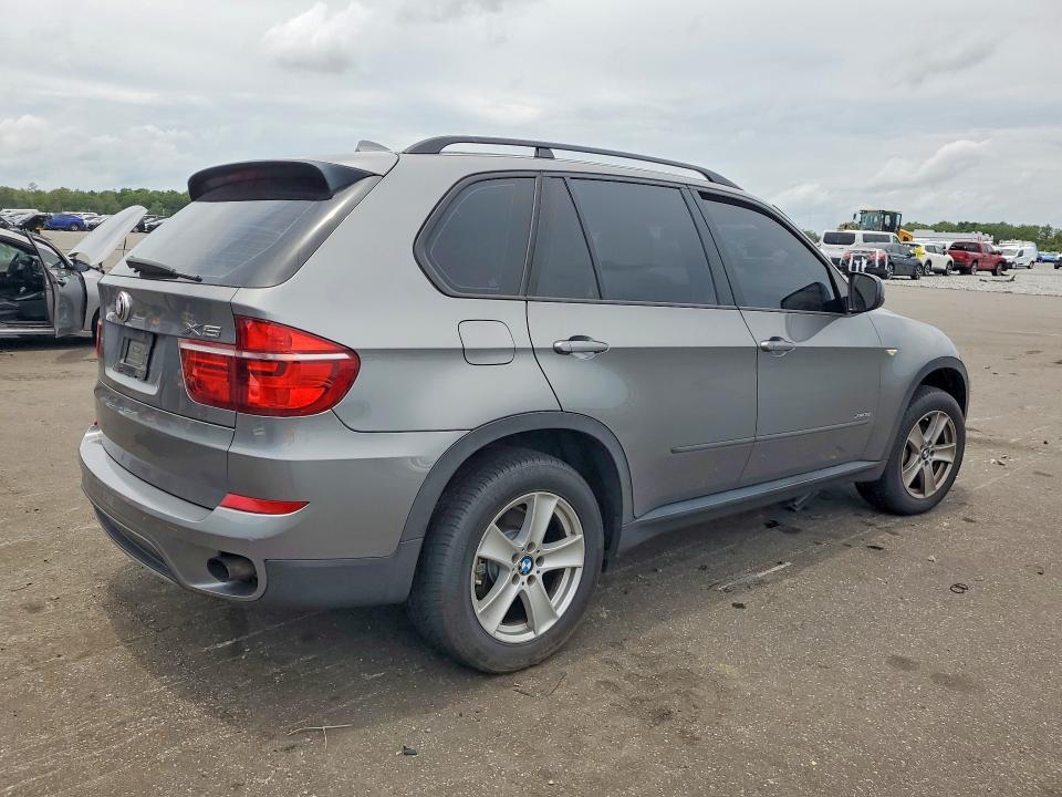2013 BMW VIN 5UXZV4C58D0B03083 COPART salvage auction — MECHANICAL, Nc - Certificate Of Title, sold $1,000 on 2026-07-06 (photo 3)